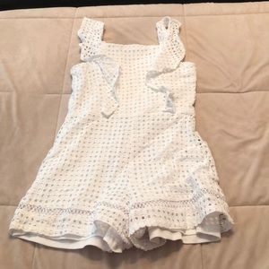 Cute white romper!
